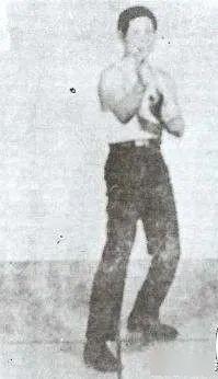 詠春拳站樁和中線原理圖解