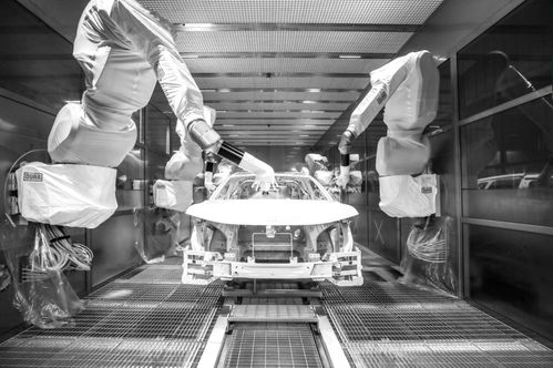 華人運通推出高端用車,在成為真正新能源汽車頭部企業路上越走越遠