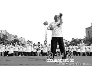 葉準領千人表演詠春拳